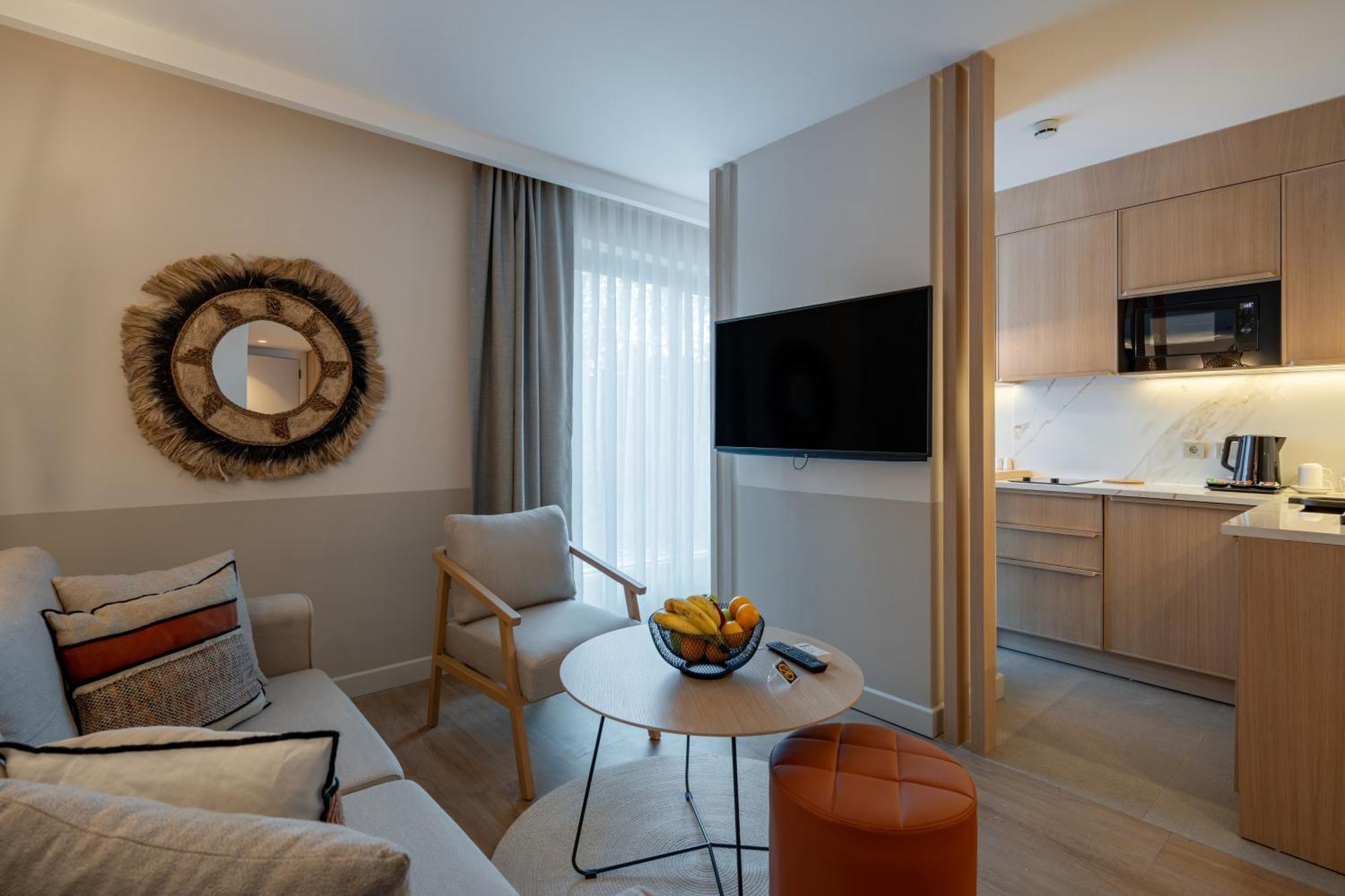 Oli Hotel And Suites Antalya Exterior photo